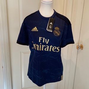 Great T-shirt for Youth Large.